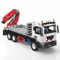 Mould King 17063 Truck-Mounted Crane